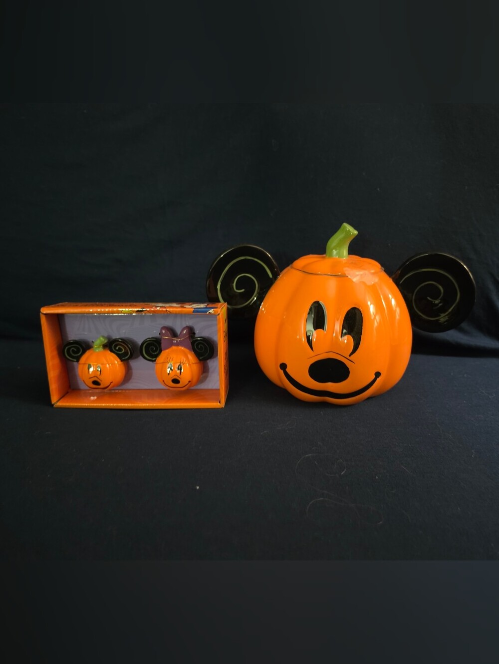 Mickey Mouse Halloween Cookie Jar And Set Of Salt And Pepper Shakers